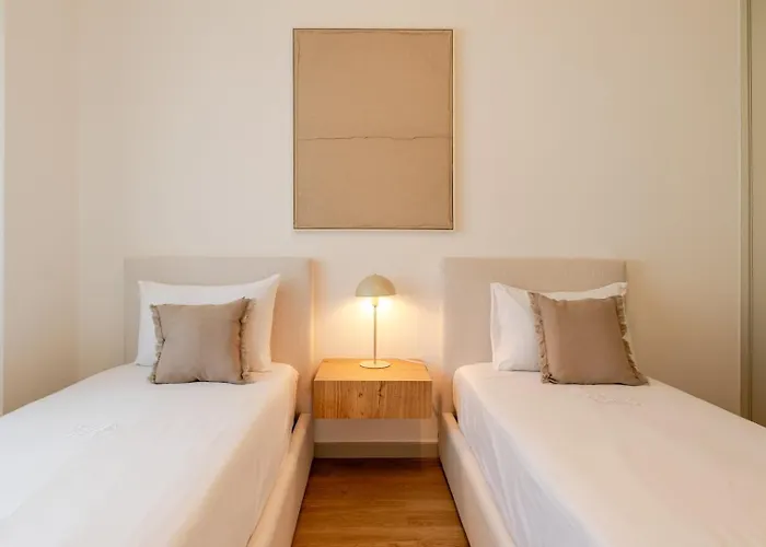 Lighthouse View By Portugal Active 4* Carreco