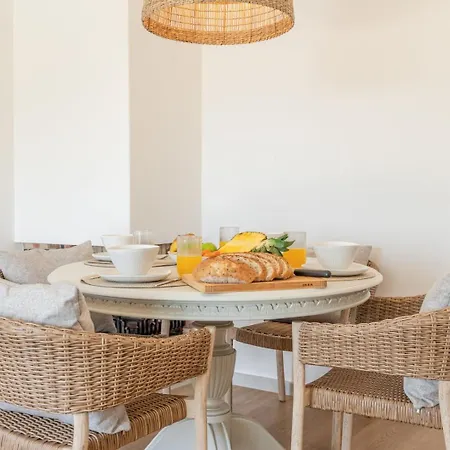 Lighthouse View By Portugal Active Pensionat 4*