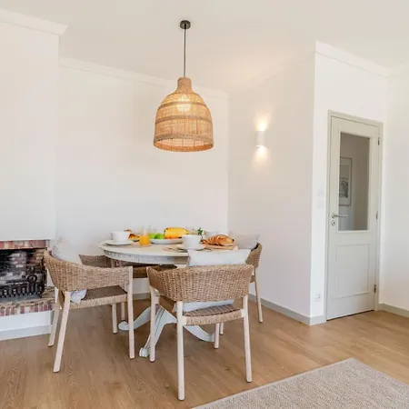 Lighthouse View By Portugal Active Holiday home *