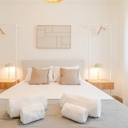 Lighthouse View By Portugal Active 招待所