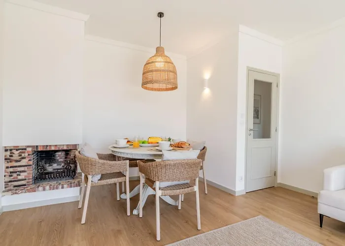 Lighthouse View By Portugal Active Pensionat 4*