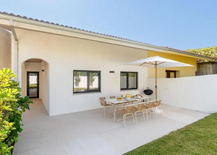 게스트하우스 Lighthouse View By Portugal Active Carreco